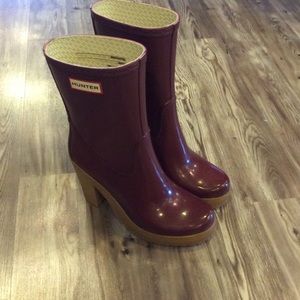 Hunter rain boots with heel